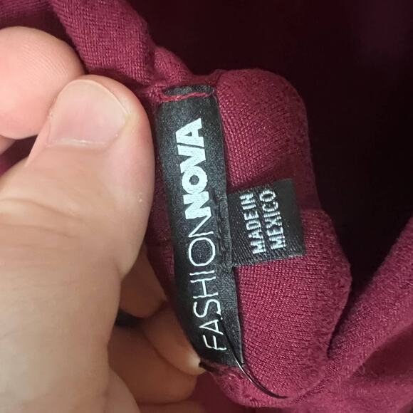 Fashion Nova Womens 1X Long Sleeve Pant Bodysuit Maroon Stretch Party - Picture 3 of 7